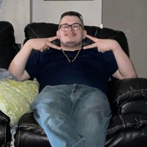 Meet your Posher, Cameron